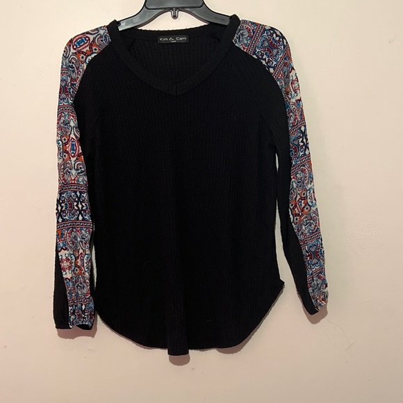 Shirt - Picture 3 of 3